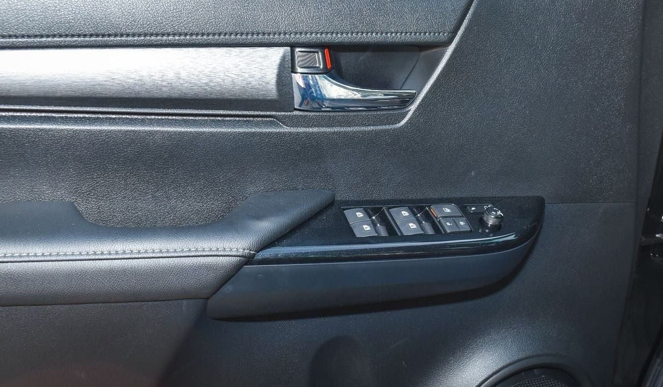 Toyota Hilux TOYOTA HILUX ADVENTURE 4.0L PETROL GCC 0KM