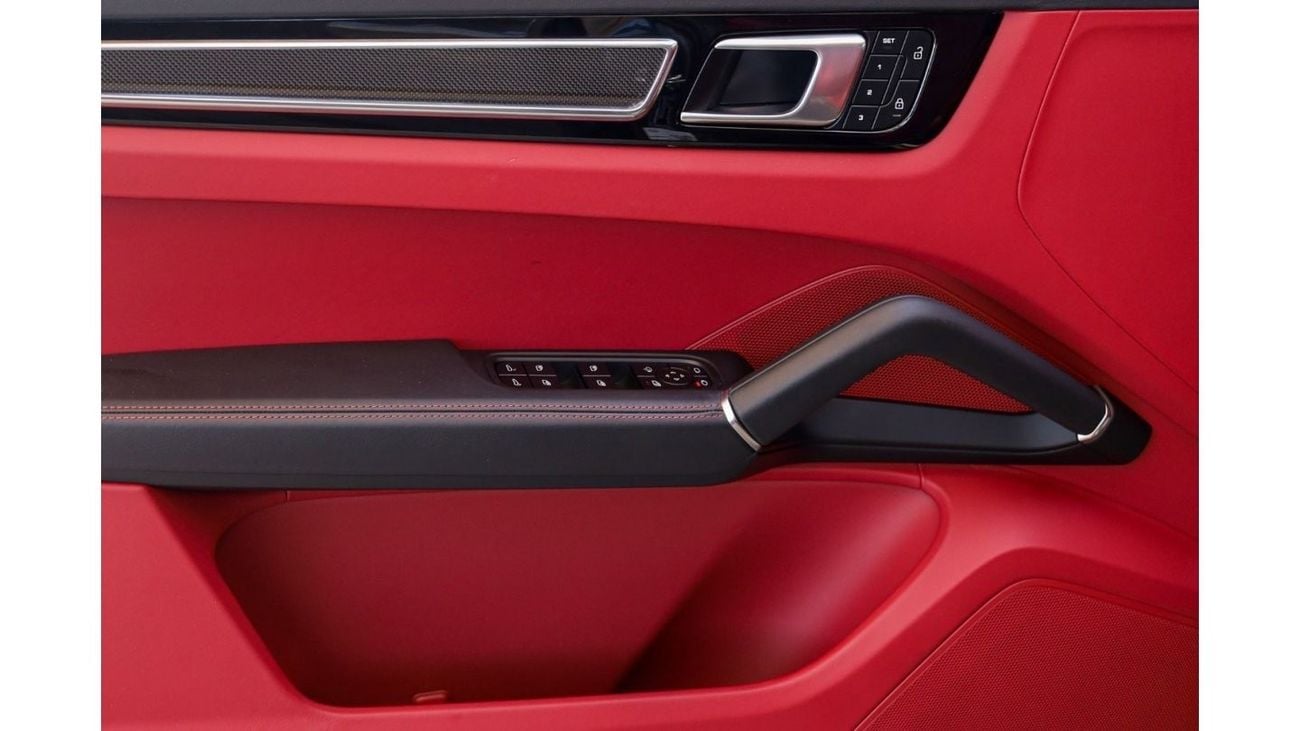 بورش كايان Porsche Cayenne Coupe Platinum Edition 2023 GCC under Agency Warranty with Flexible Down-Payment