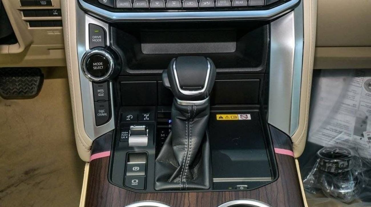 تويوتا لاند كروزر GXR2 3.5L TOYOTA LAND CRUISER GXR 3.5L PETROL TWIN TURBO 2025