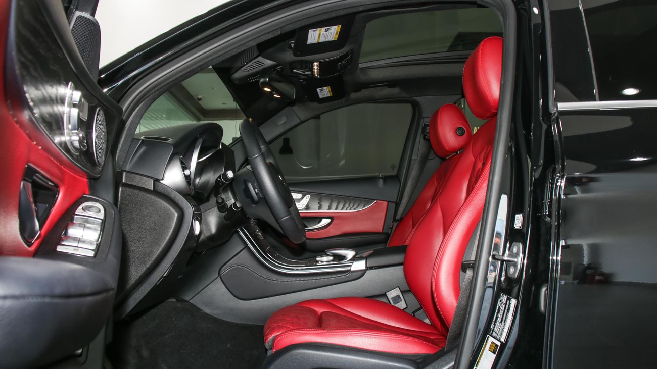 Mercedes-Benz GLC 300 AMG