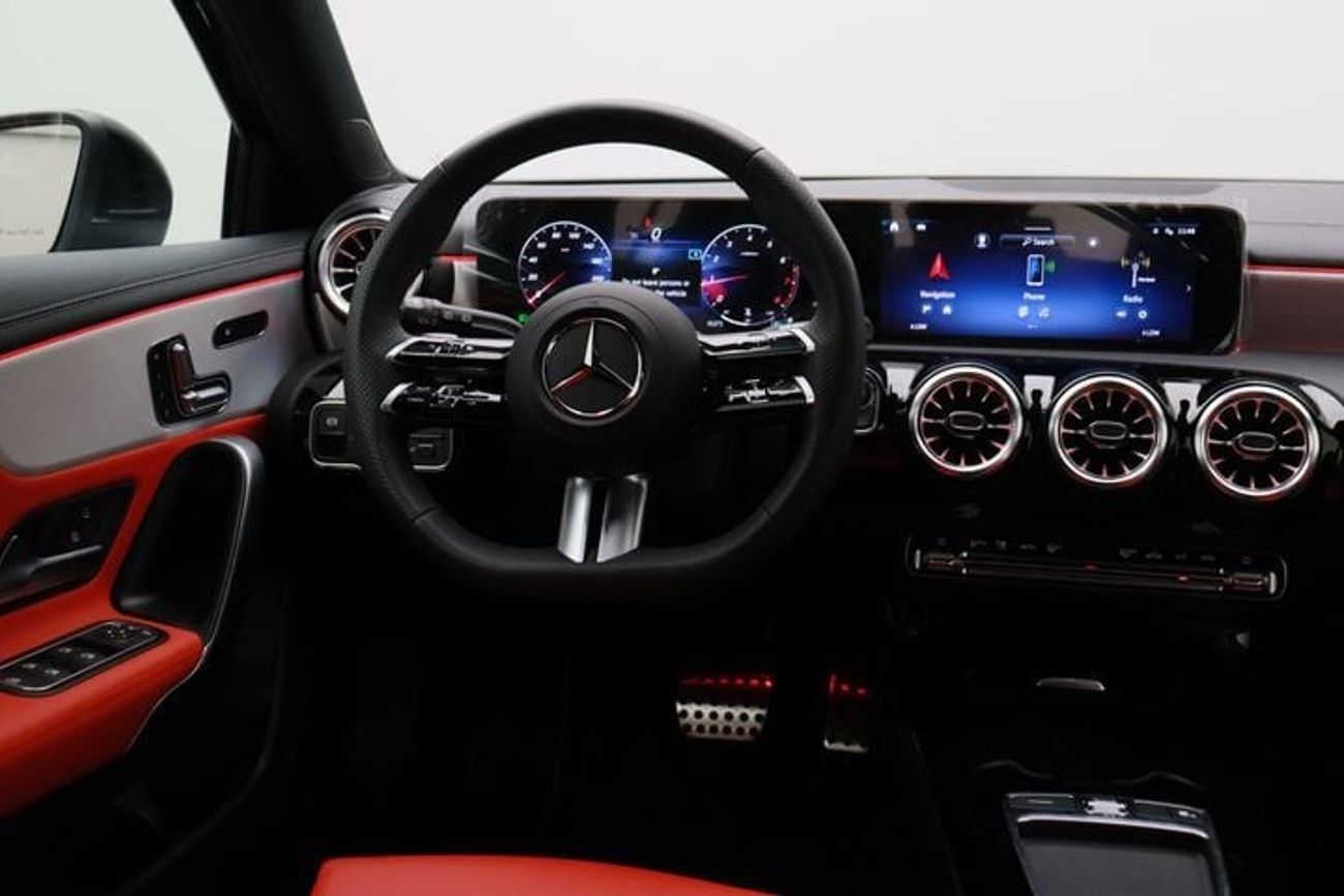 مرسيدس بنز A 200 PREMIUM 2.0