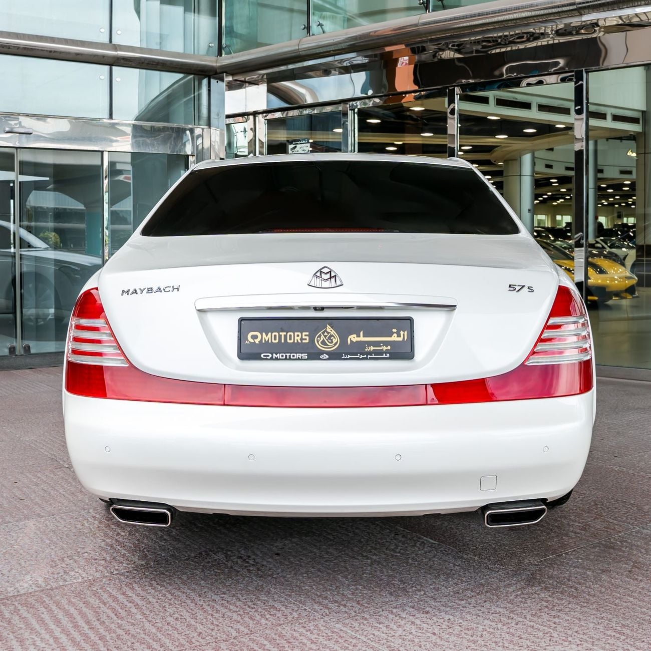 مرسيدس مايباخ 57 Maybach 57 S - 2009 - GCC Specs - 11,000KM-IMMCULATE CONDITION