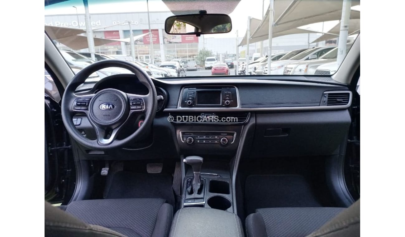 كيا أوبتيما وارد2016 رقم 2 رنجات  حساسات رنجات ومثبت سرعه وكاميرا خلفيه لاتحتاج الي مصاريف بحالة ممتازة