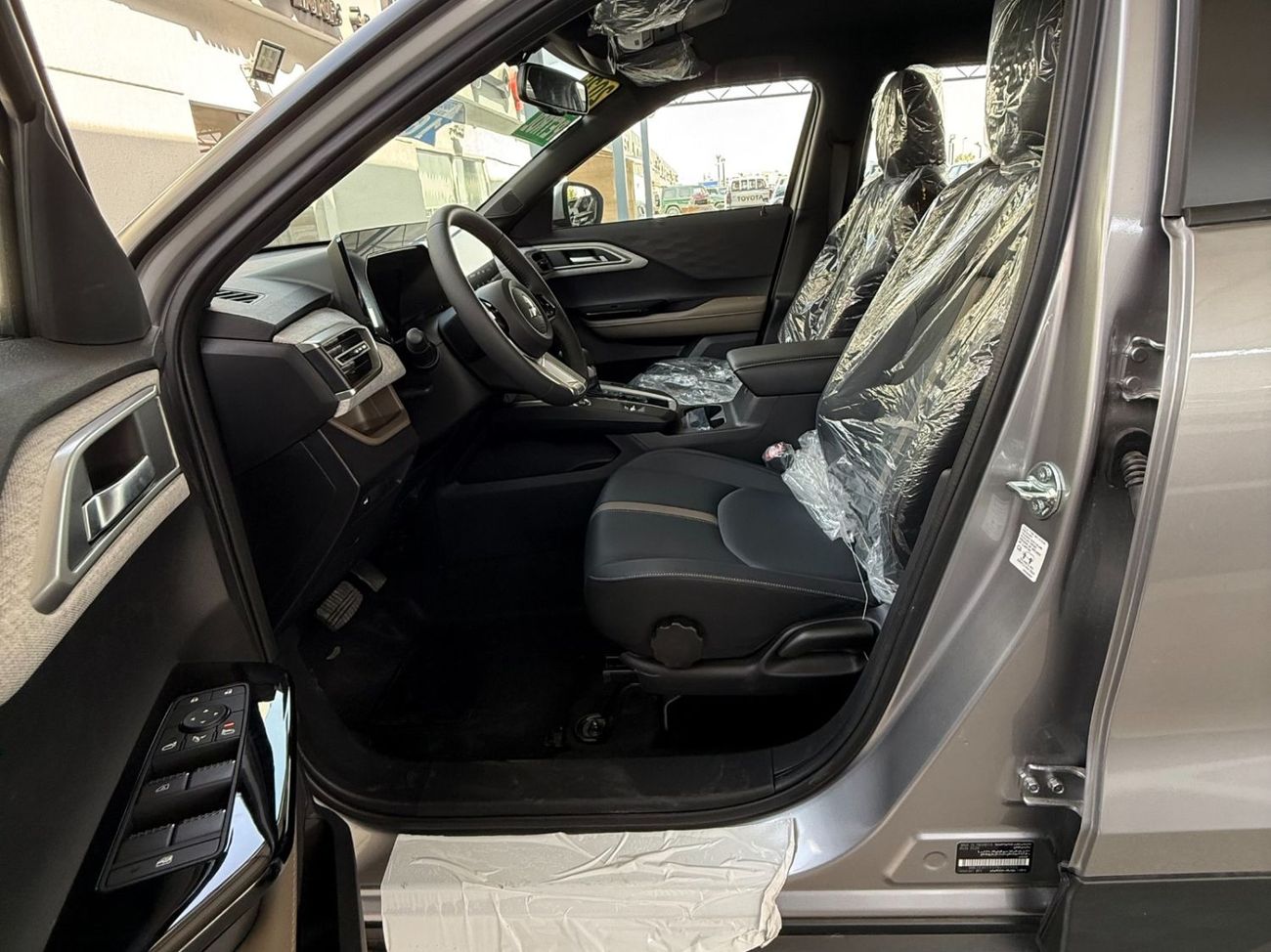 ميتسوبيشي Xforce MITSUBISHI XFORCE 1.5  PREMIUM **EXPORT ONLY**التصدير فقط خارج الخليج***