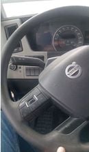 فولفو إف إم شاحنة فولفو FM 400 ذات الدفع الثنائي موديل 2016