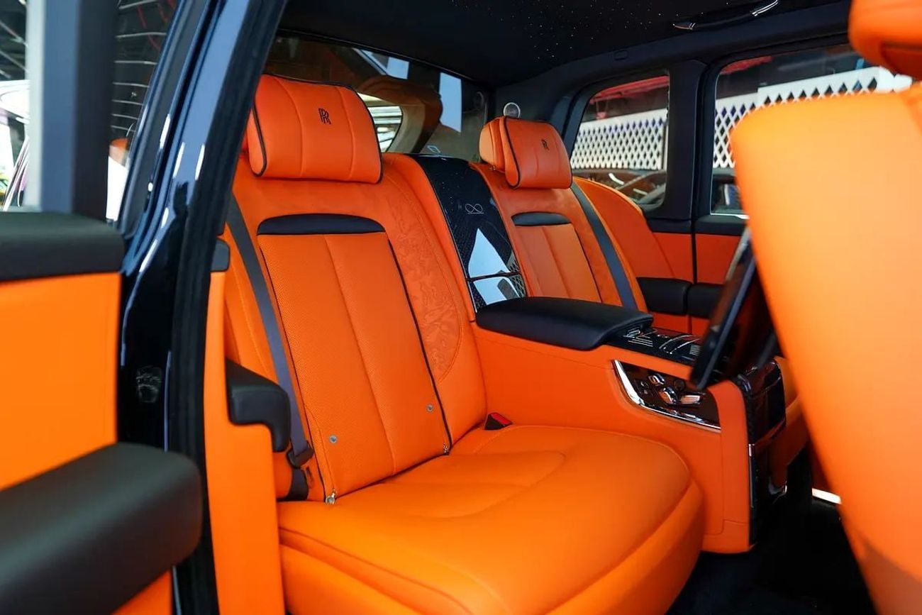 Rolls Royce Cullinan BLACK BADGE