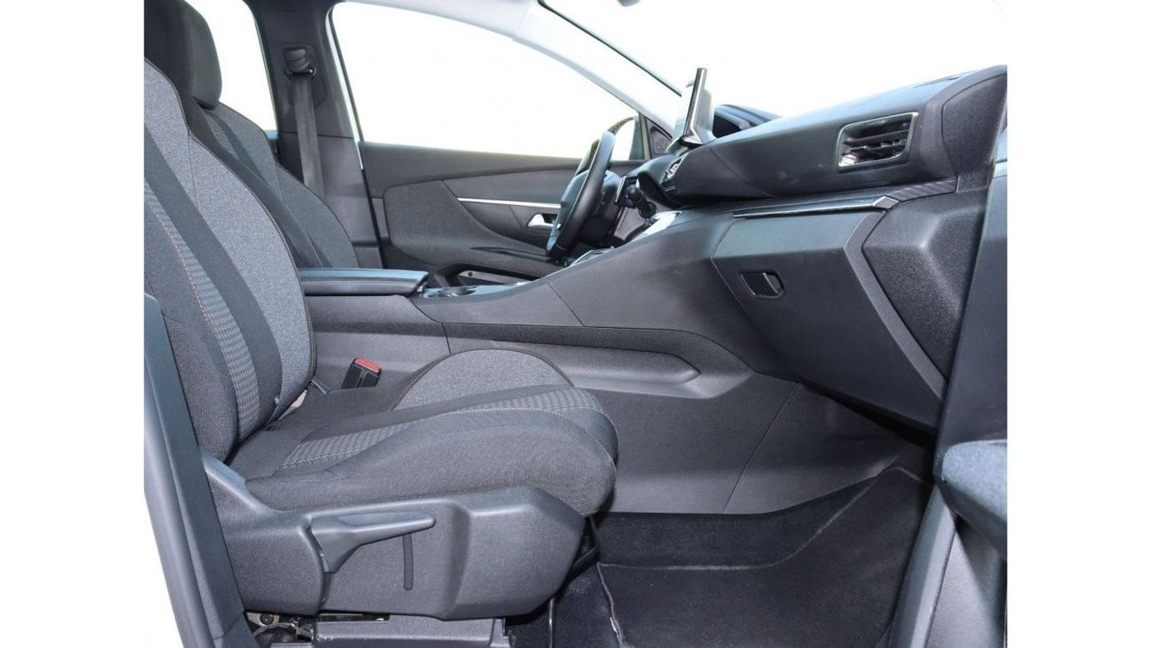 Peugeot 3008 Active+ Peugeot 3008 2022 GCC in excellent condition without accidents
