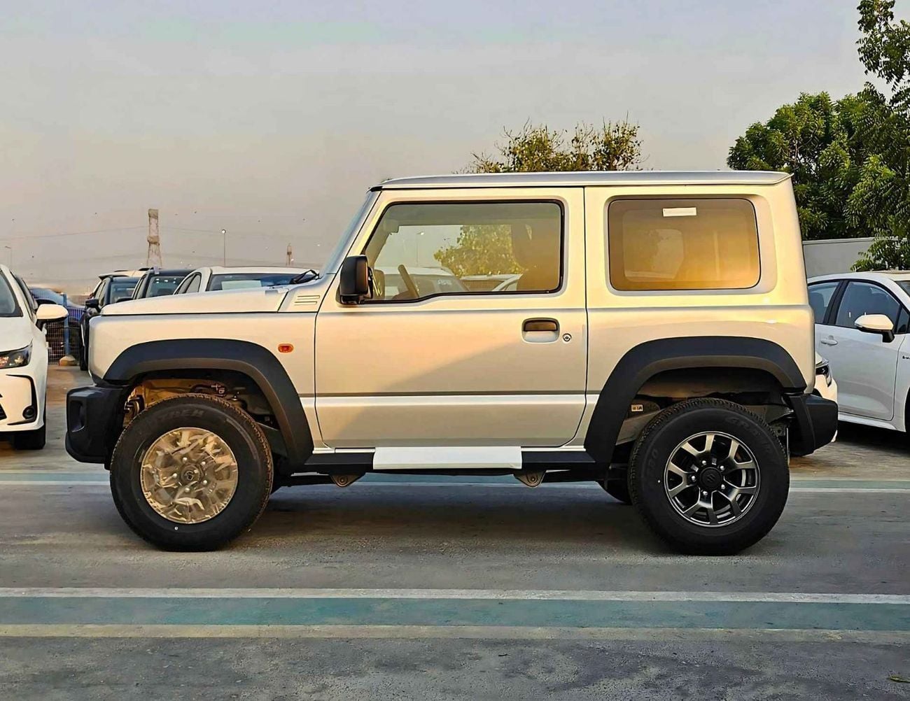 Suzuki Jimny GL / A/T / 1.5L V4 PETROL / 3 DOOR / ALL GRIP SLDA AF / 4WD / CODE # SJ15GL