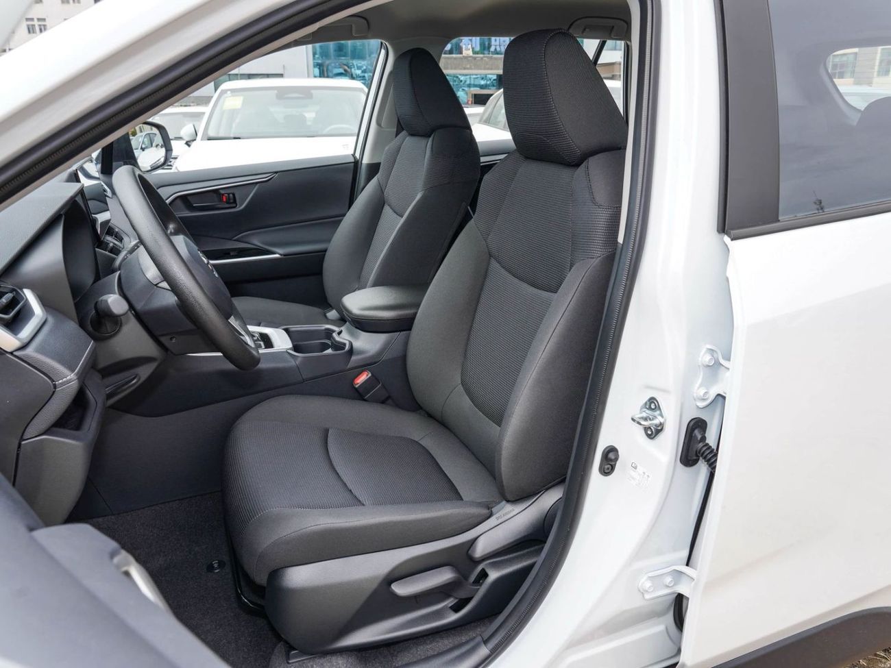 تويوتا راف ٤