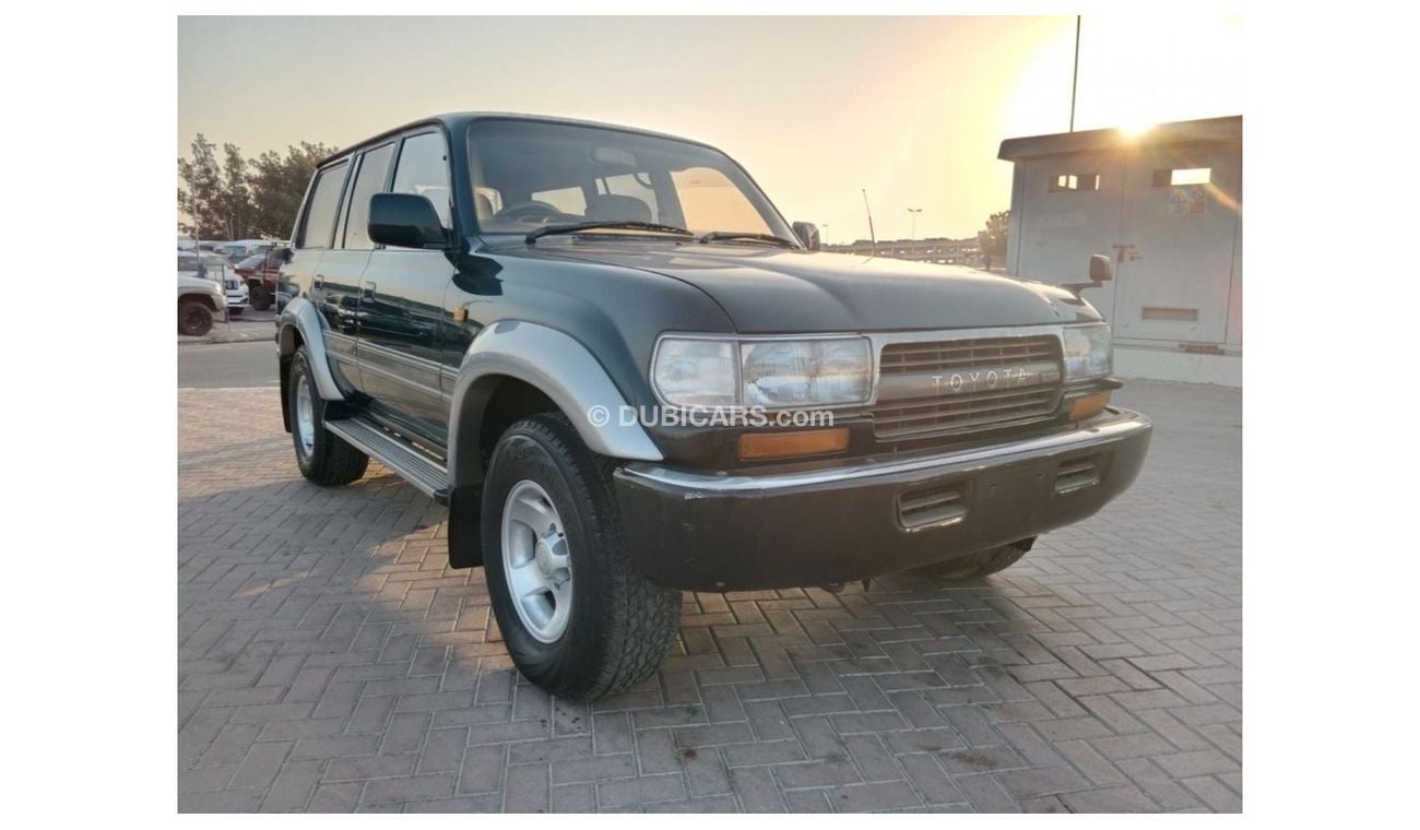 Toyota Land Cruiser TOYOTA LAND CRUISER RIGHT HAND DRIVE (PM1227)