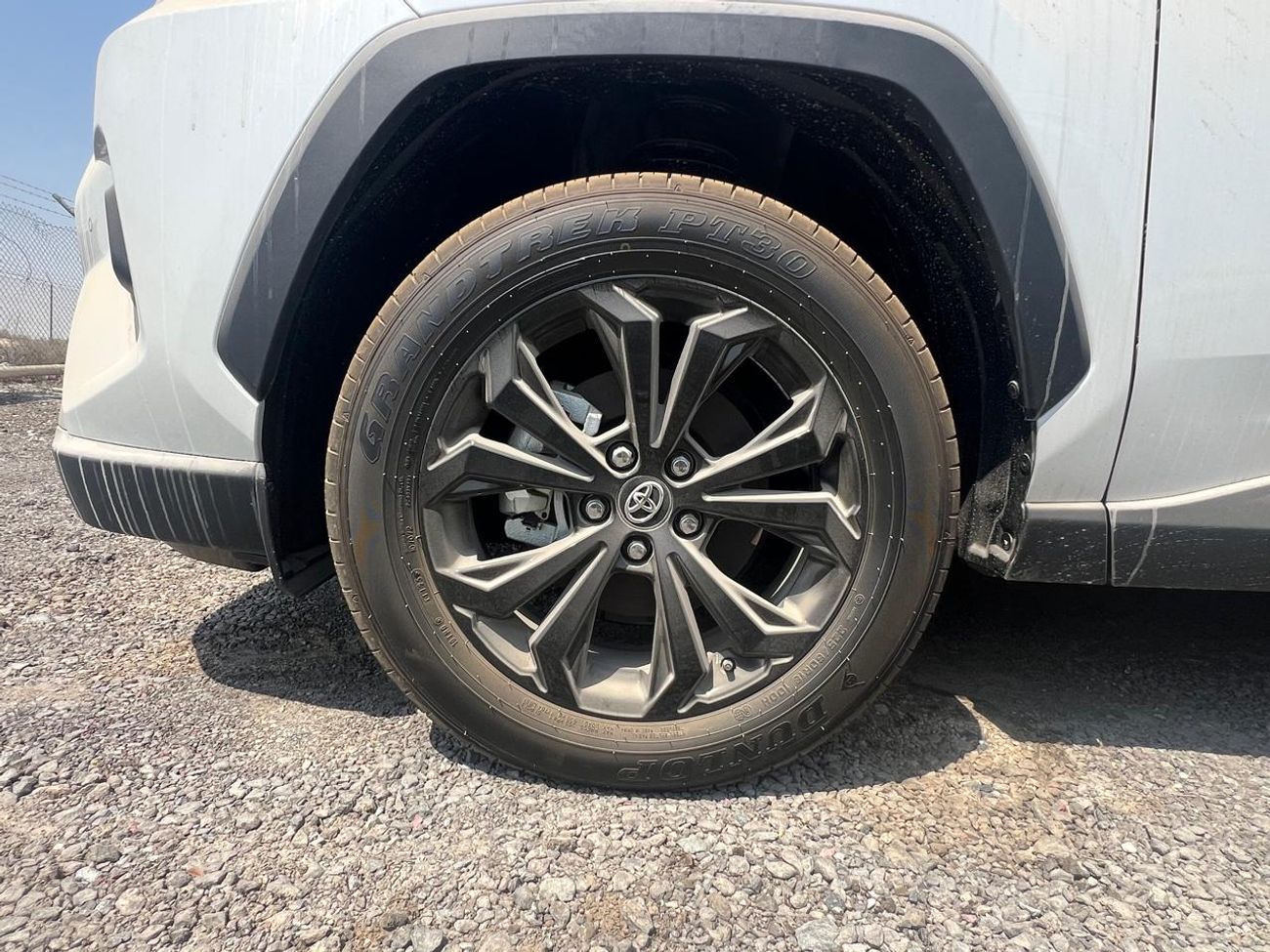 Toyota RAV4 Hybrid 2.5L E-CVT 4WD Elite Plus Trim