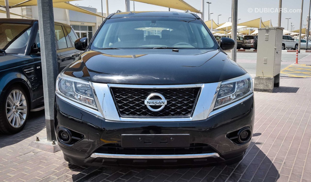 Nissan Pathfinder 4WD