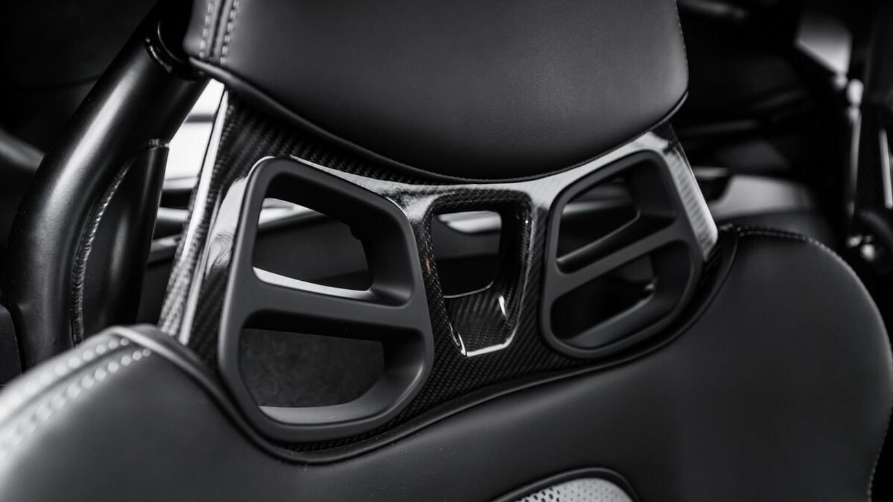 Porsche 718 Cayman GT4 RS 2022 - GCC - Under Warranty