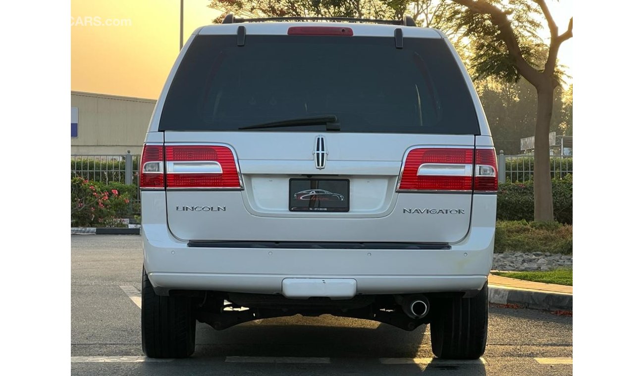 Lincoln Navigator LINCOLN NAVIGATOR VIP 2012 GCC IN PERFECT CONDITION