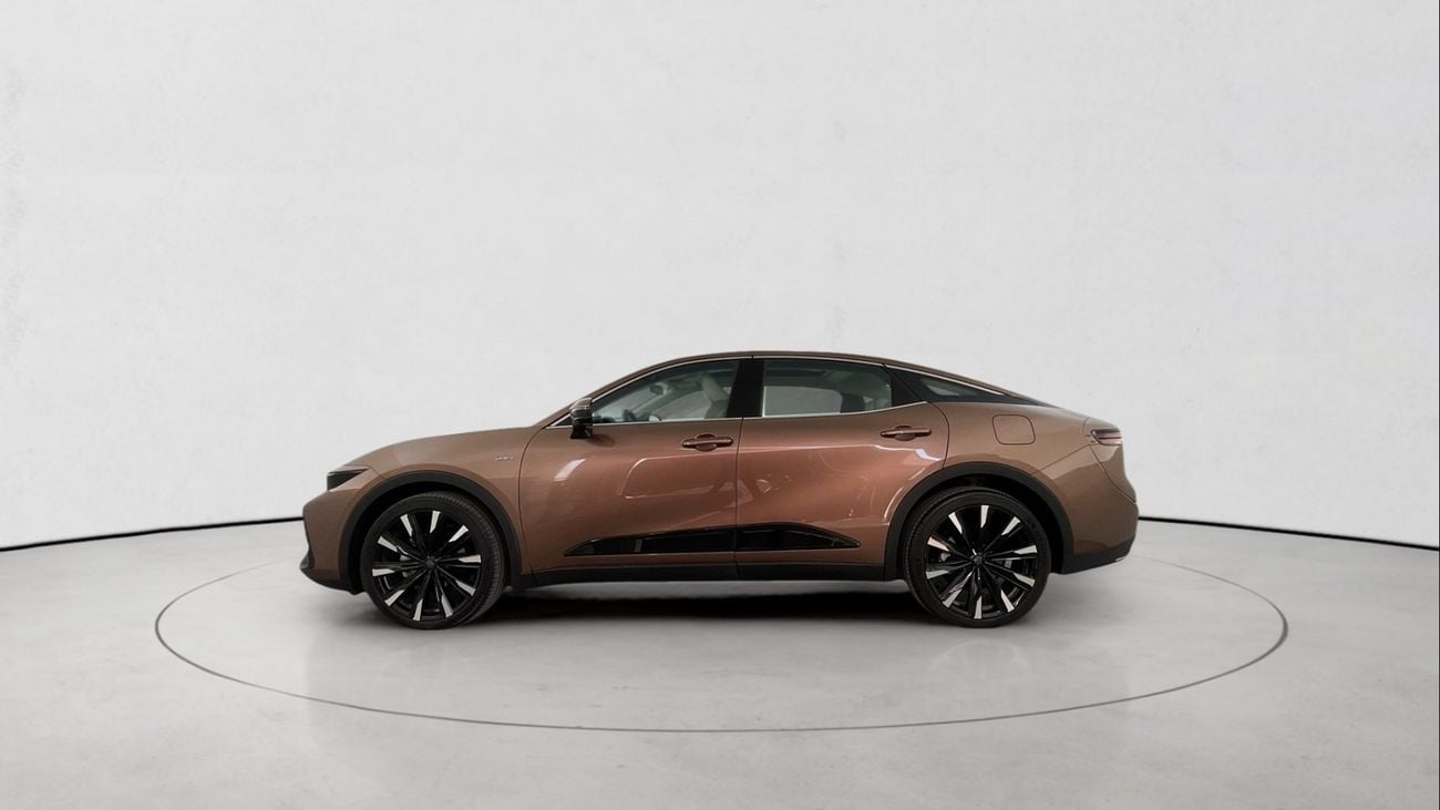 تويوتا كراون 2.4 HEV LTD AUTO PLATINUM RA | شامل الضمان | 0 ﺪﻔﻋﺓ ﺃﻮﻟﻯ