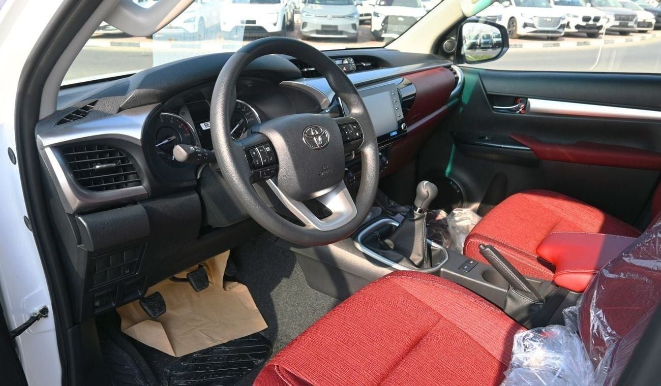 تويوتا هيلوكس GLX 2.7L Double Cab Utility 4WD M/T