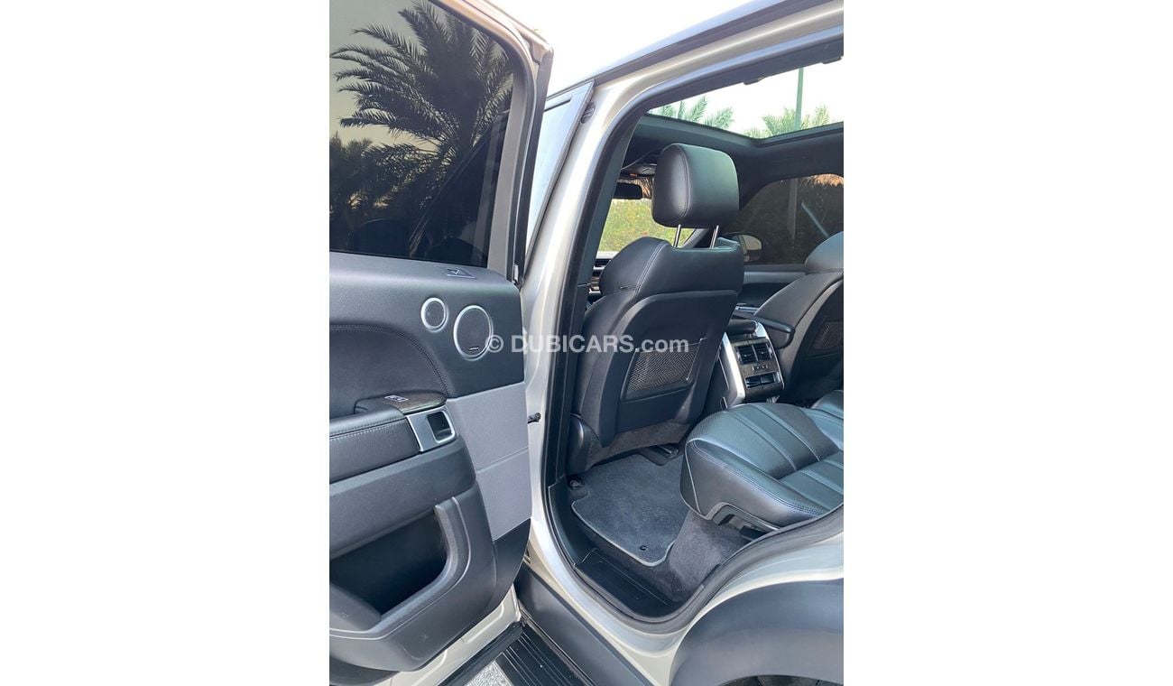 لاند روفر رينج روفر رنج روفر سبورت 6 سليندر2016 وارد أمريكا بحاله ممتازه