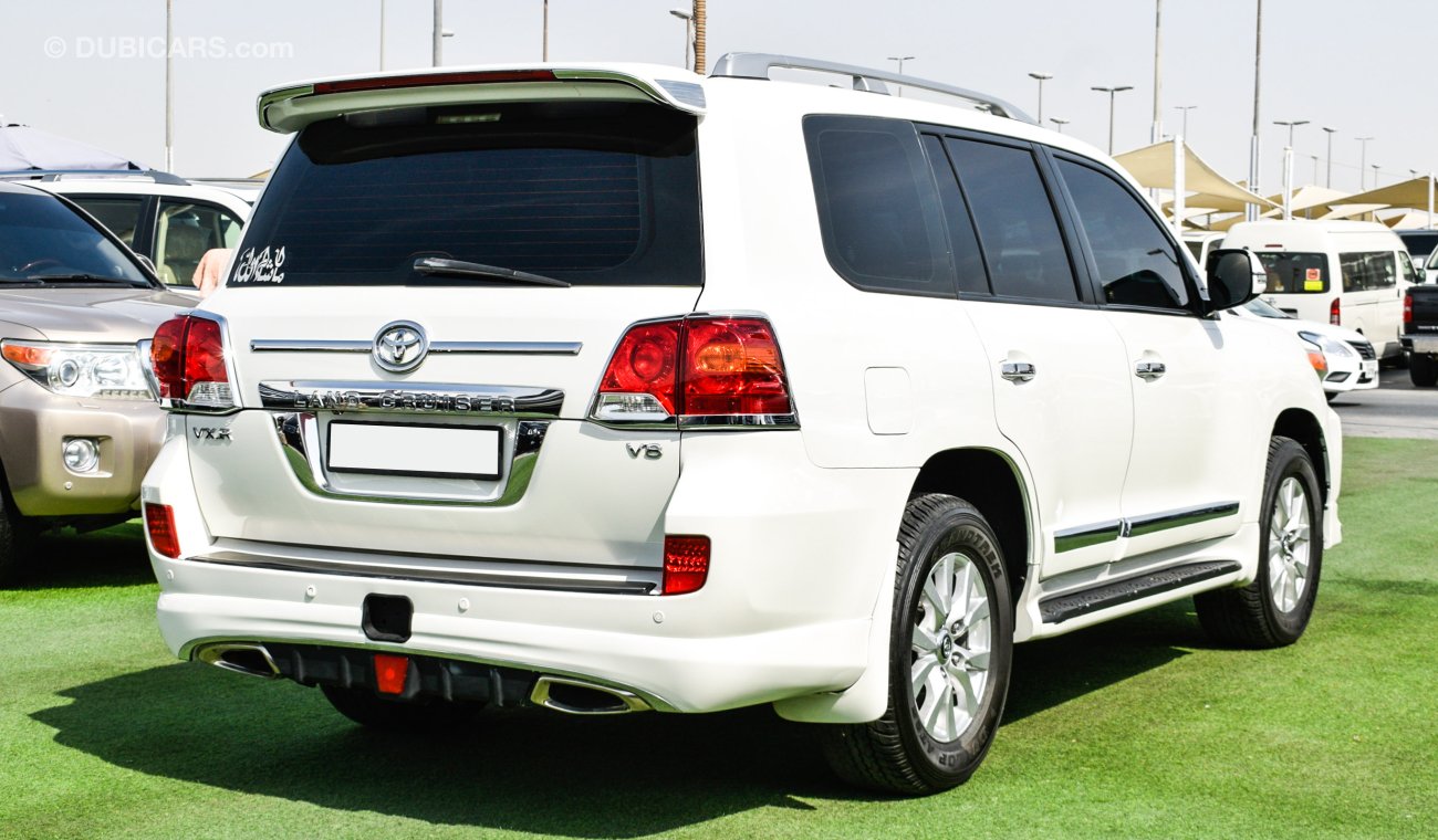 Toyota Land Cruiser VXR V8