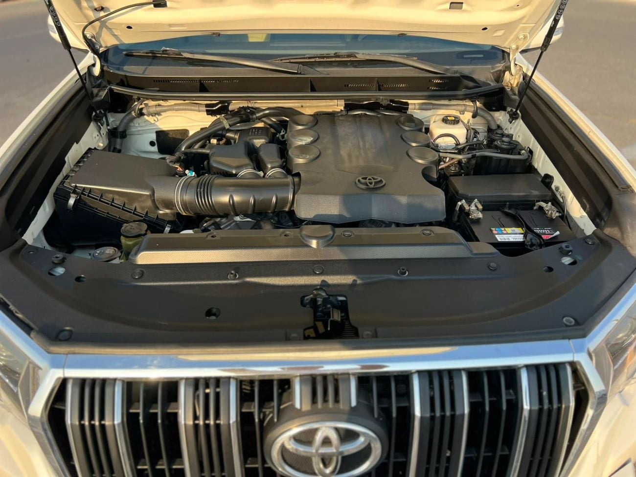Toyota Prado TX-L 2023 Toyota Prado TXL Full Option 4.0L V6 - AWD 4x4 - Electric Seat - Rear CAM & Sensors - Cool Box