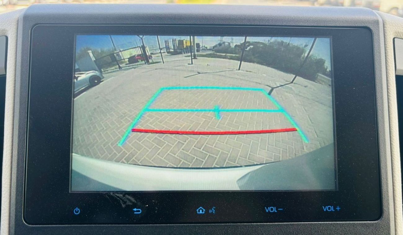 تويوتا هاياس Cargo Swing Door Automatic