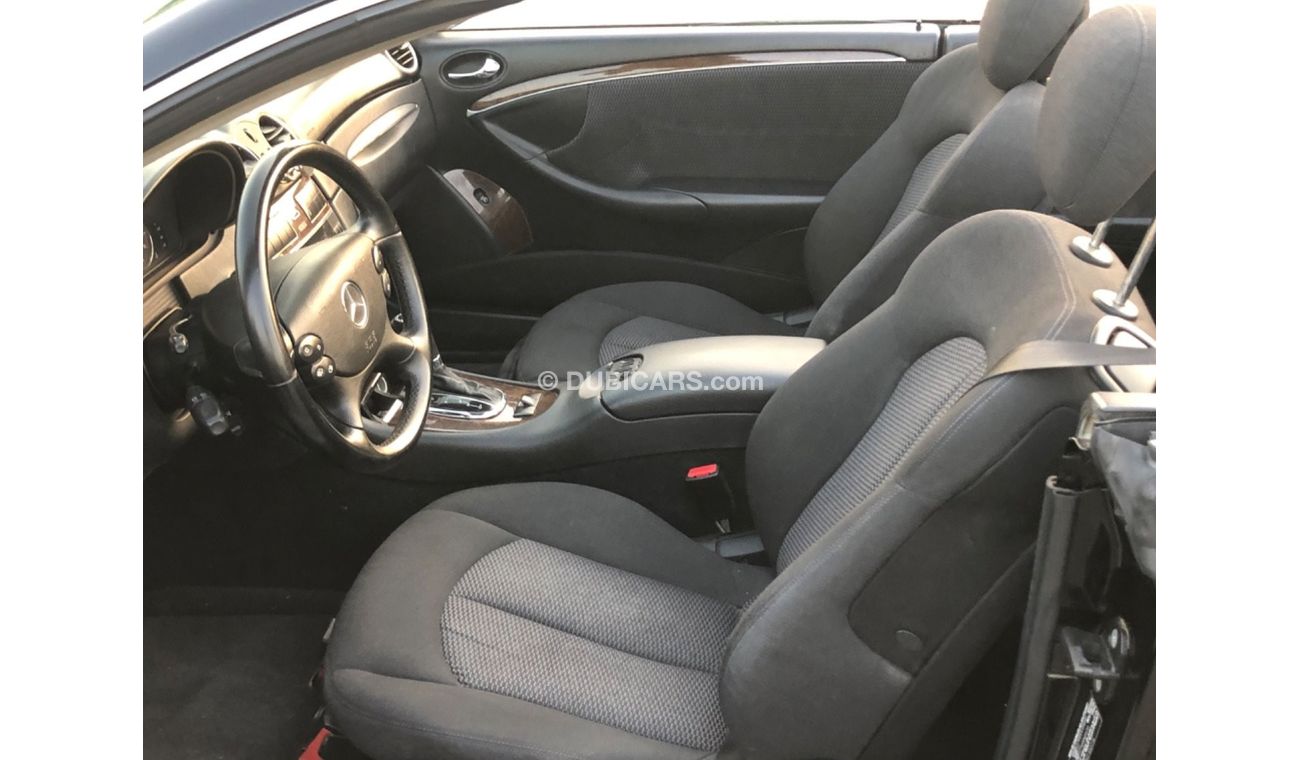 مرسيدس بنز CLK 200 موديل 2009 خليجي  حاله ممتازه جدا من الداخل والخارج مالك واحد من الوكاله