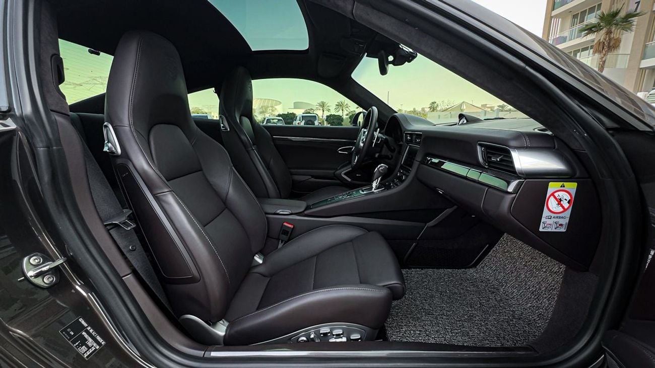 بورش 911 Turbo S 3.8L (560 HP) Coupe