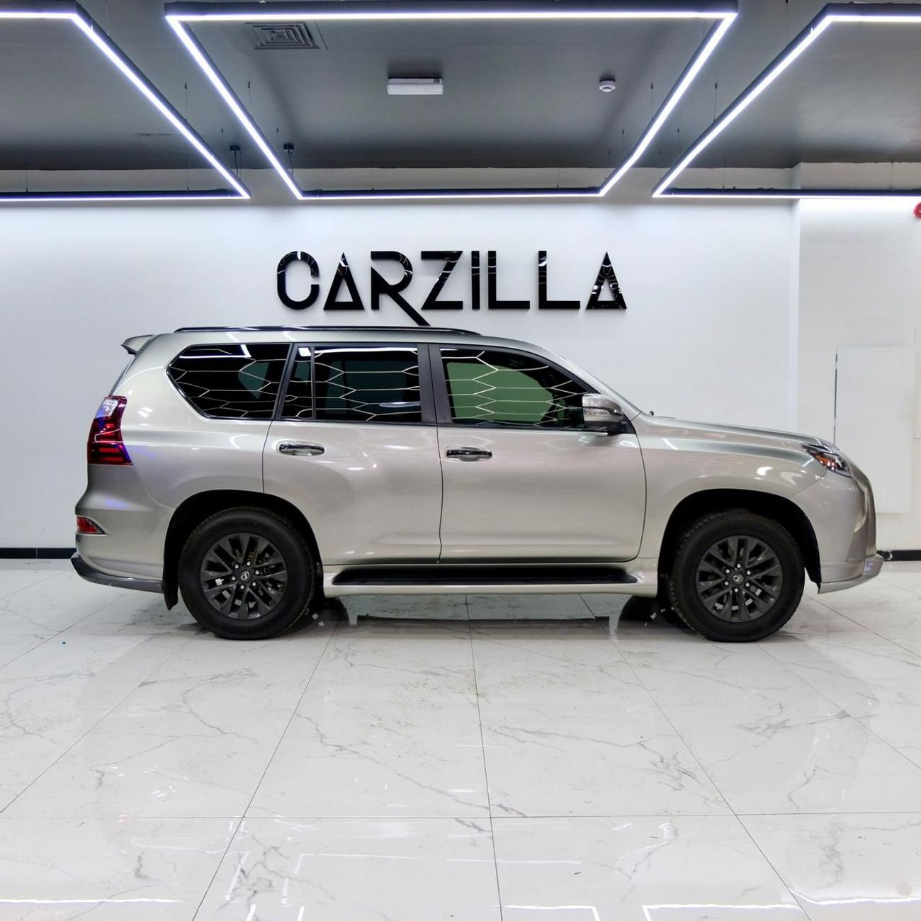 Lexus GX460 Platinum Lexus GX-460 2020 Silver-4.6L-4WD-Car is in Excellent Condition-Accident Free-Well Maintain