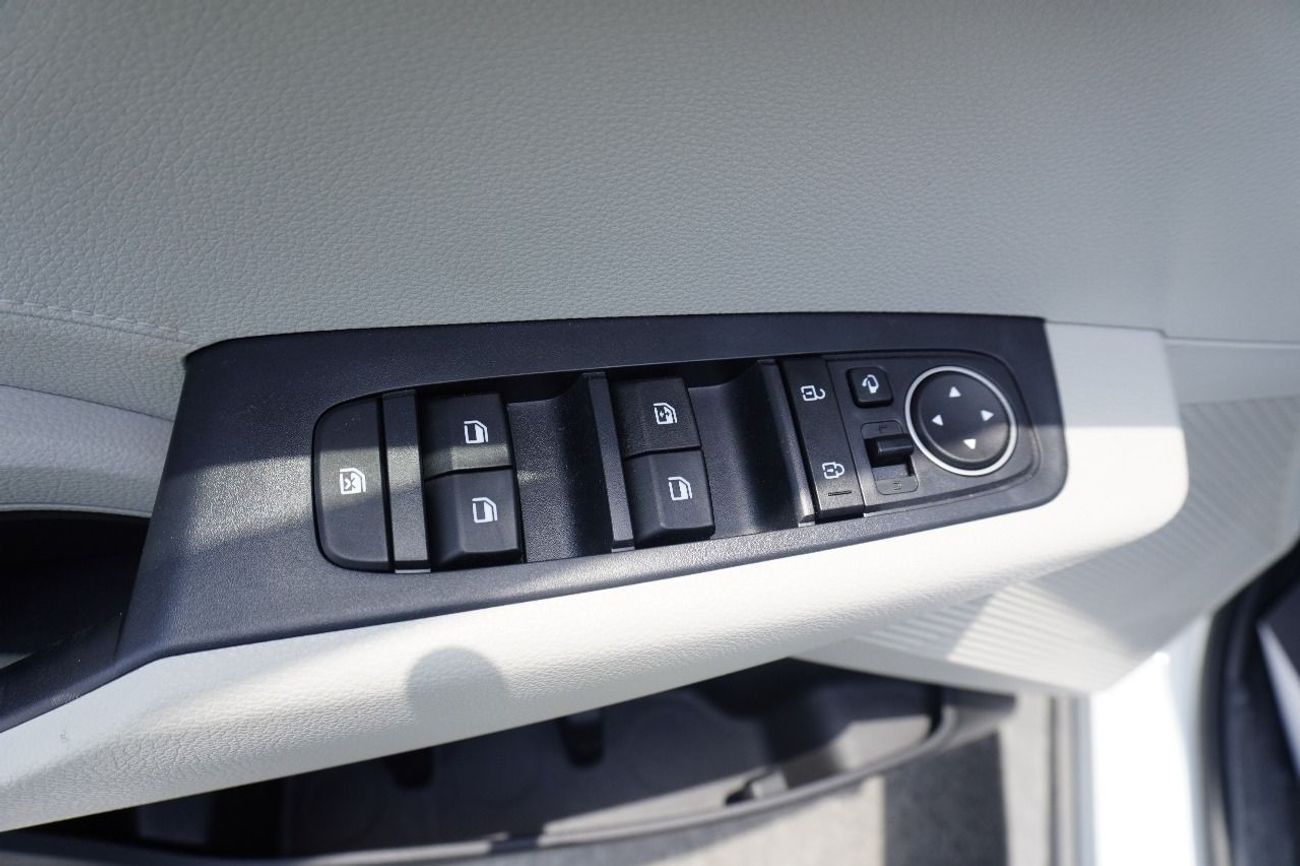 Kia Carens Kia Carens 1.5L ,7 SEATER, LEATHER SEAT, PUSH START,PARKING SENSOR, FOG LIGHTS, MODEL 2025