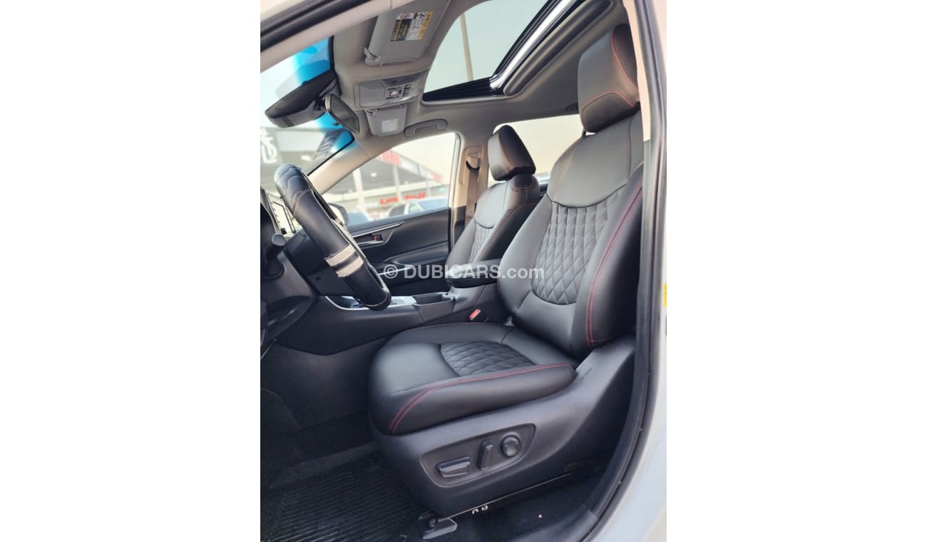 تويوتا راف ٤ TOYOTA RAV4 XLE FULL OPTIONS 4X4