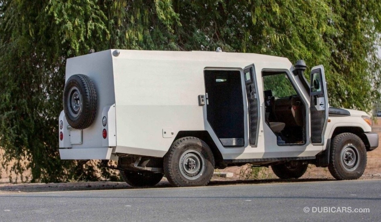 Toyota Land Cruiser Pick Up LC79, Armored B6,  Cash Van/Truck, 4.2L, Diesel, Manual Transmission, Left Hand Drive