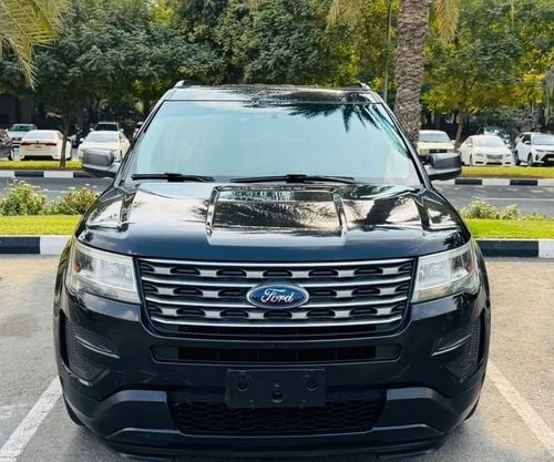 Ford Explorer Std 3.5L 4WD