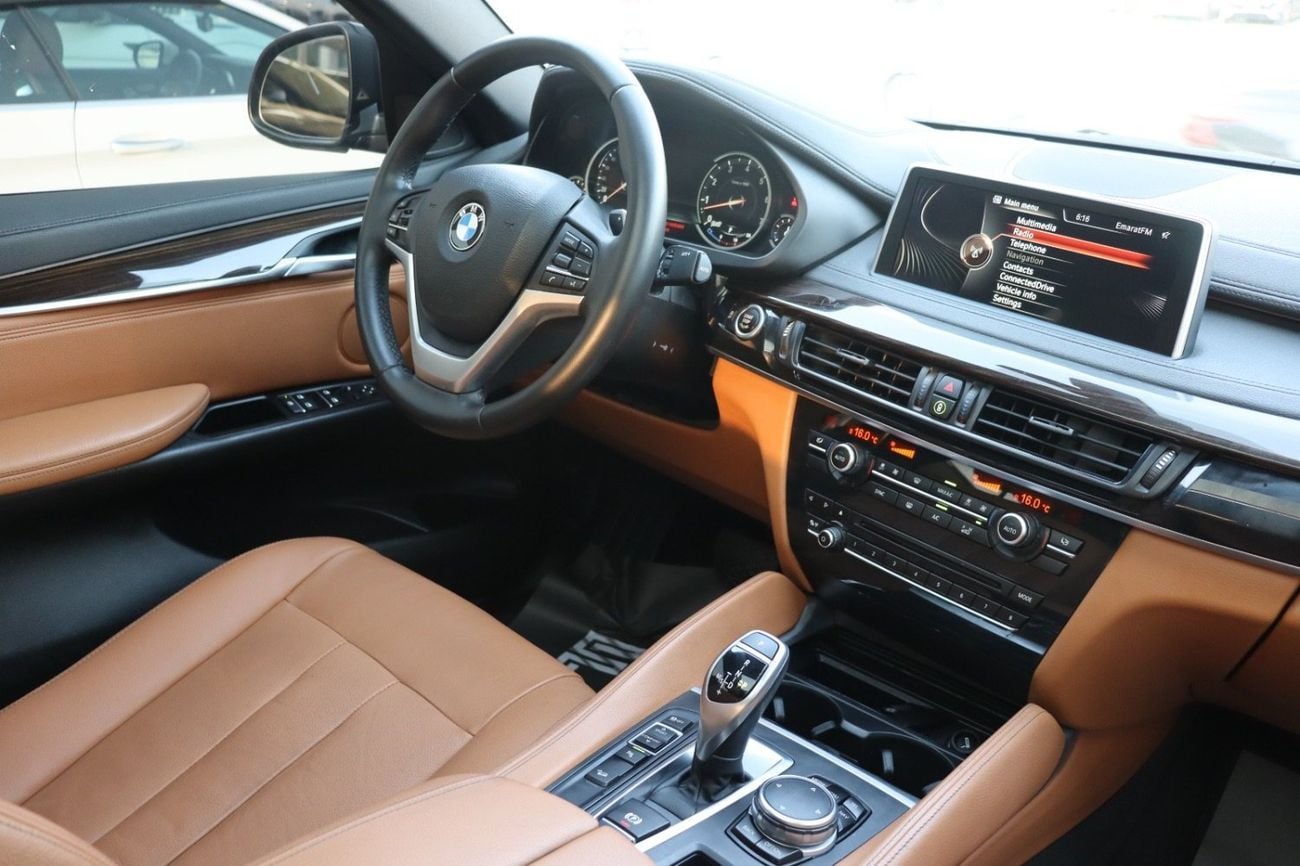 BMW X6 35i Executive 3.0L BMW X6 X-Drive 35i / GCC / 2016 / Free Accident / First Owner / 85,000KM