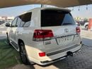 Toyota Land Cruiser VXR 5.7L AWD TOYOTA LAND CRUISER GRAND TOURING 2019 VXR 5.7L /V8