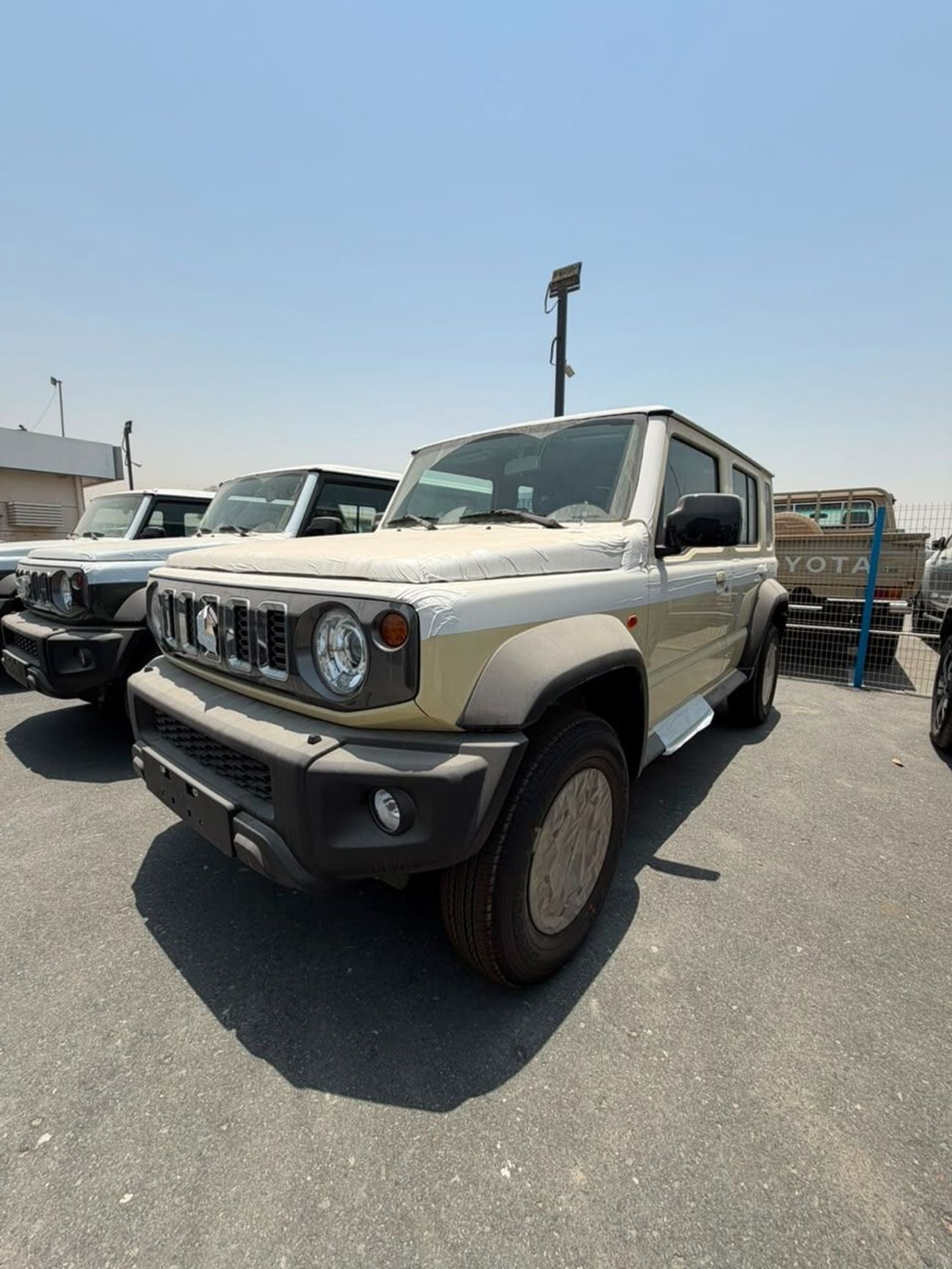Suzuki Jimny GLX full option. EXPORT!