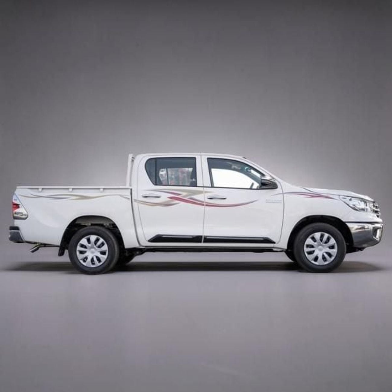 تويوتا هيلوكس HILUX 2.7 DC A/T 4X2, 2025 WHITE INSIDE MAROON