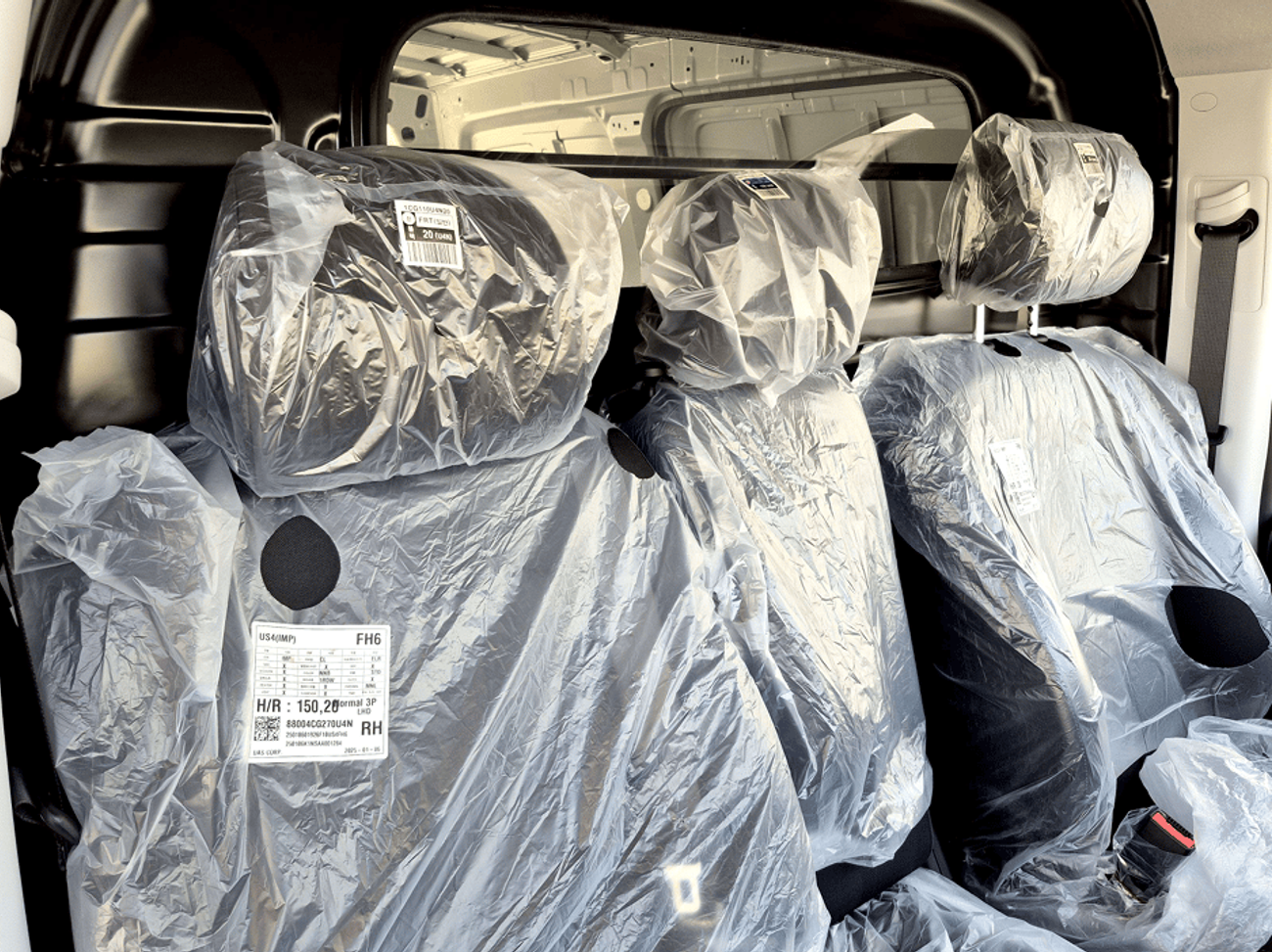 Hyundai Staria 2.2L (US4) 3 SEATER VAN A/T