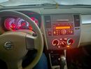 Nissan Tiida SV 1.8L Hatchback