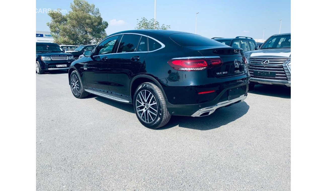 مرسيدس بنز GLC 300 2.0L PETROL COUPE AVANTGARDE