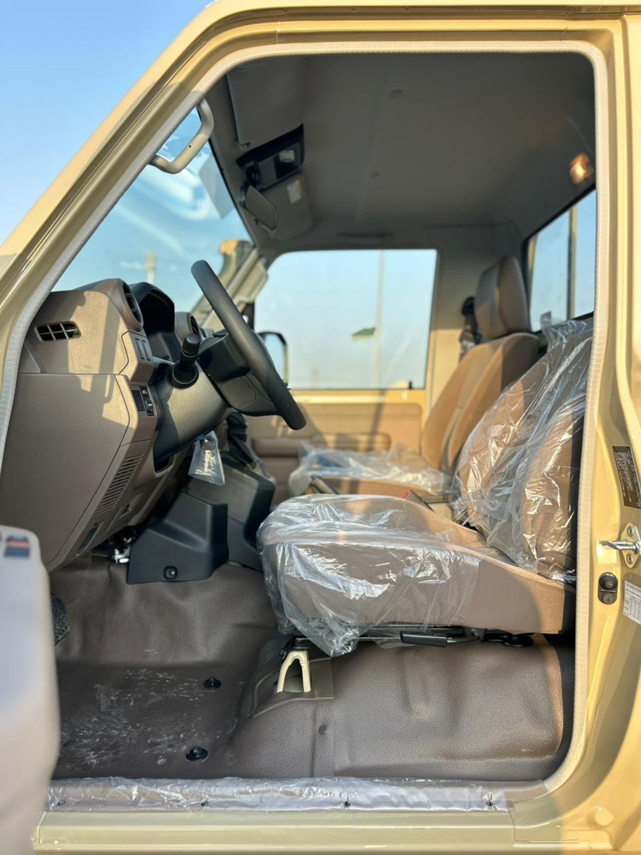 Toyota Land Cruiser Pick Up Std 4.0L Single Cab Utility 4WD