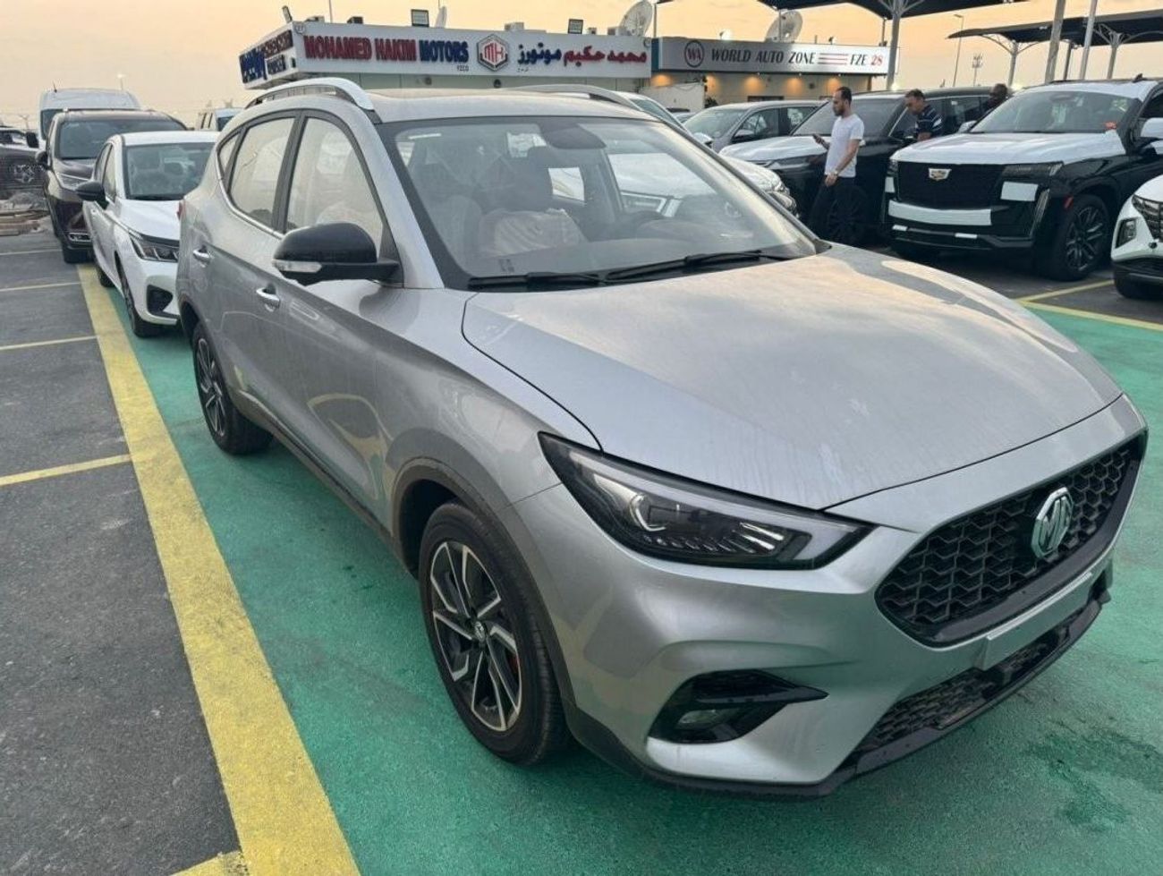 أم جي ZS 1.3L TURBO FULL OPTION 2023 GCC