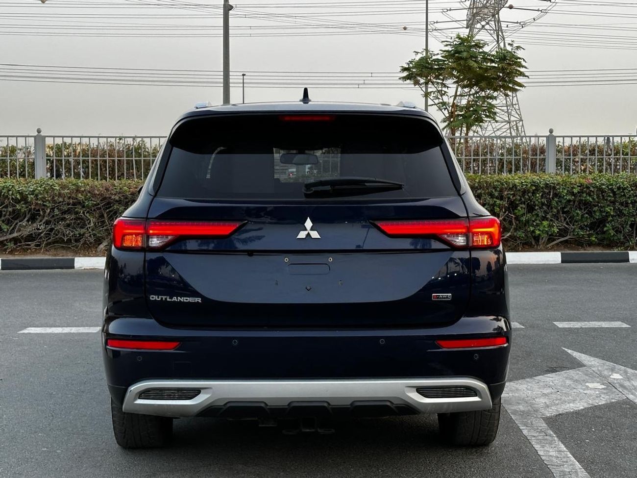 Mitsubishi Outlander 2022 Premium Limited 2.5L PANORAMA 360 CAMERA 4x4 CANADA SPEC