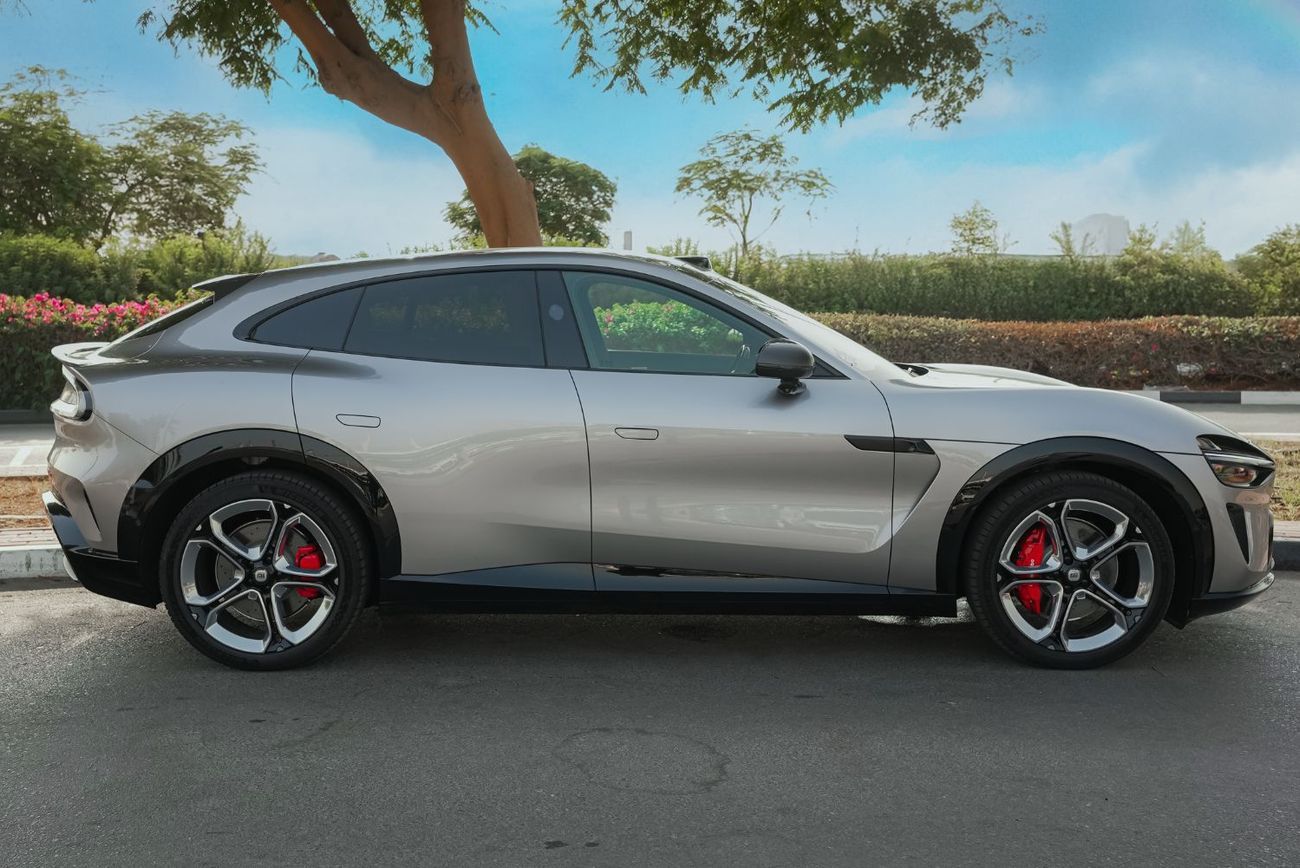 شاومى YU7 Xiaomi YU7 2025 – Ultra-long Range High-Performance 4WD Max