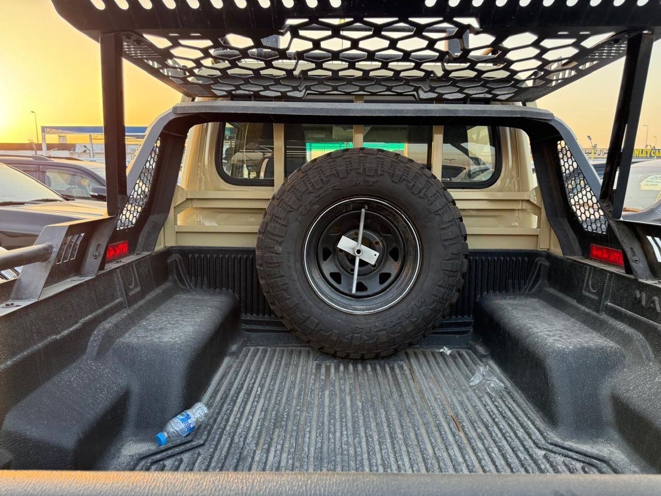 تويوتا لاند كروزر بيك آب Double Cabin 4.5L