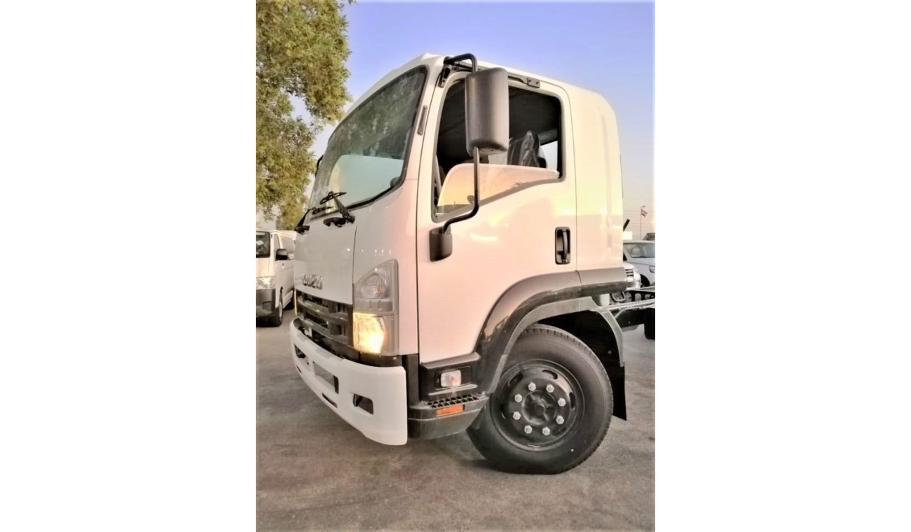 Isuzu NPR 7 ton