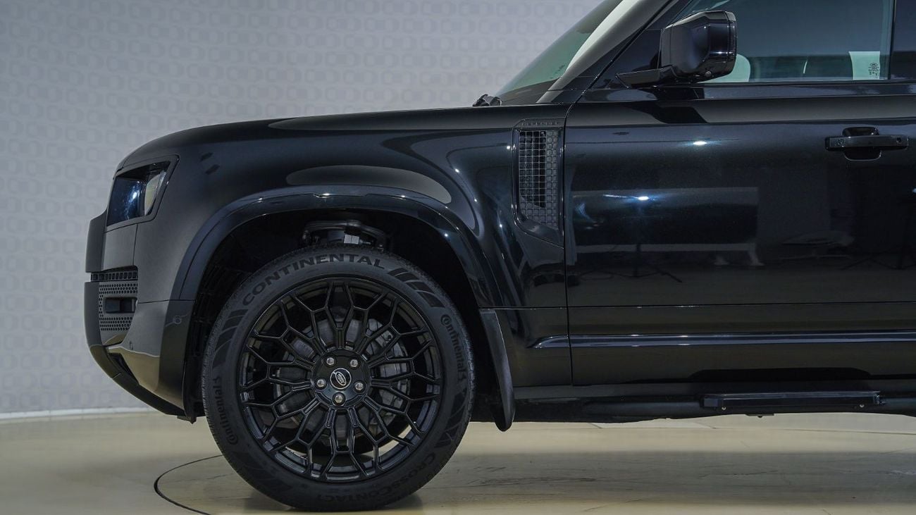 Land Rover Defender 110 X-Dynamic SE P400 3.0L | AED 4,987 PM | Warranty August 2028 | GCC