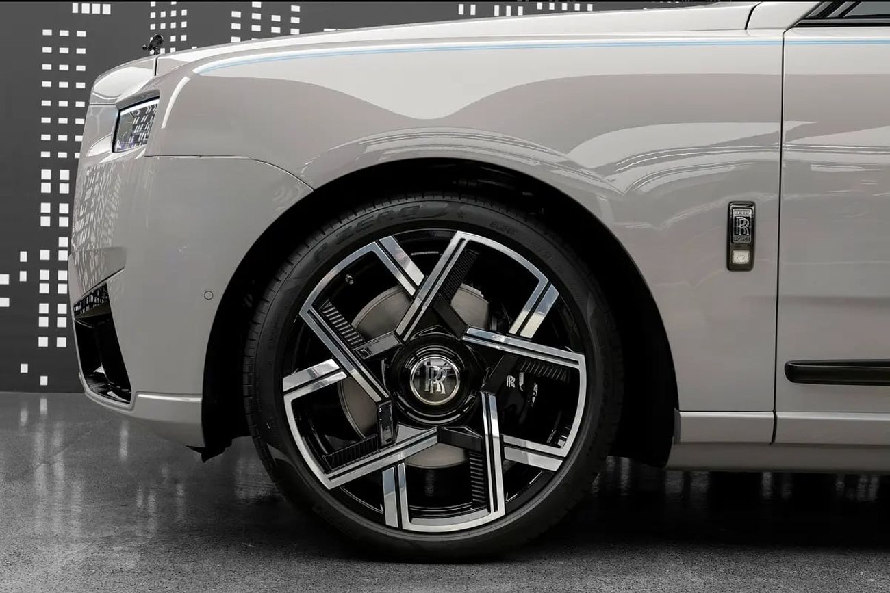 Rolls-Royce Cullinan ROLLS ROYCE | CULLINAN BLACK BADGE | GCC SPECS DEALER WARRANTY + SERVICE CONTRACT