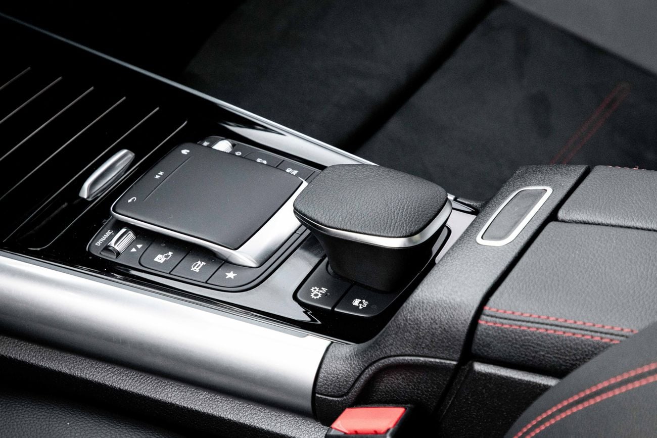 مرسيدس بنز GLA 220 GLA35 AMG 4matic | 3,016 P.M | 0% Downpayment | GLA 35 AMG | Super Low Mileage!