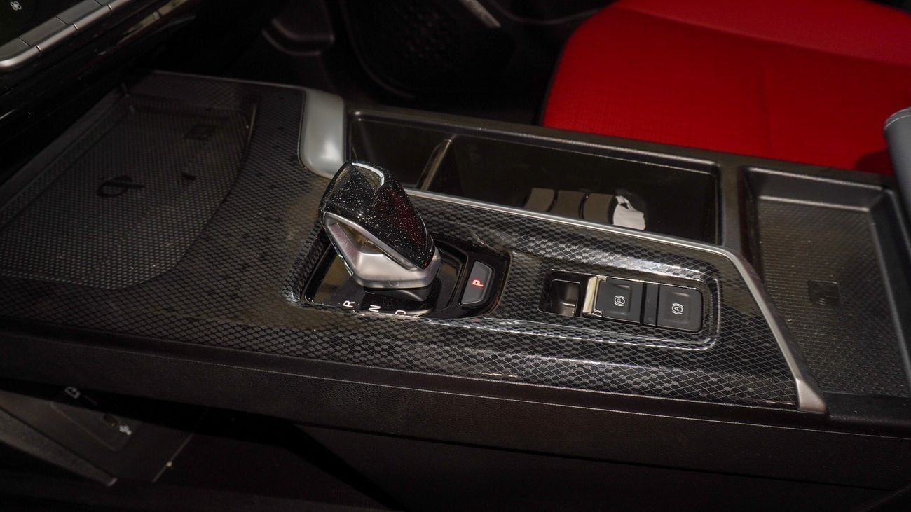 Haval Jolion PRO PREMIUM 1.5L (For Local plus 10%)