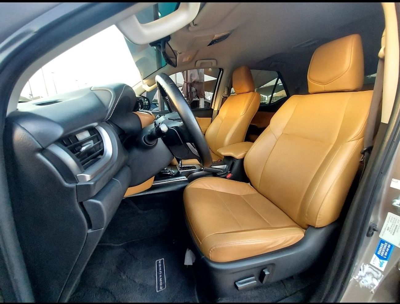 تويوتا فورتونر VXR 4.0L (278 HP)