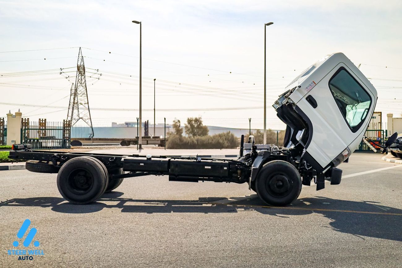 ميتسوبيشي فوسو كانتير 2025 | Diesel 4.2L | MT | 4x2 | Standard Chassis | Best Deals